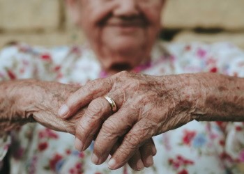 Descubre las ofertas y cómo celebrar el Día de los Abuelos