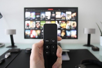 Approfitta delle offerte BravoSconto per guardare film e serie TV risparmiando!