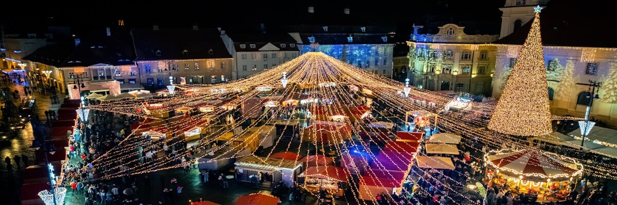 Mercados Navideño iluminado de alguna grande ciudad