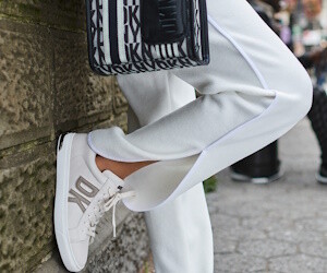 DKNY