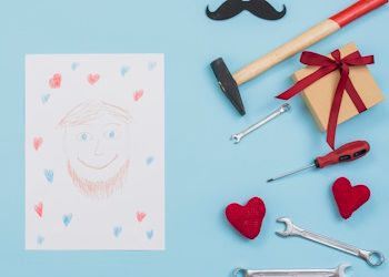 dibujo, herramientas y regalo