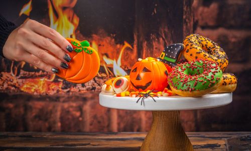 Bolos e doces decorados de Halloween