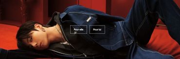 Personne habillée en full denim Calvin Klein